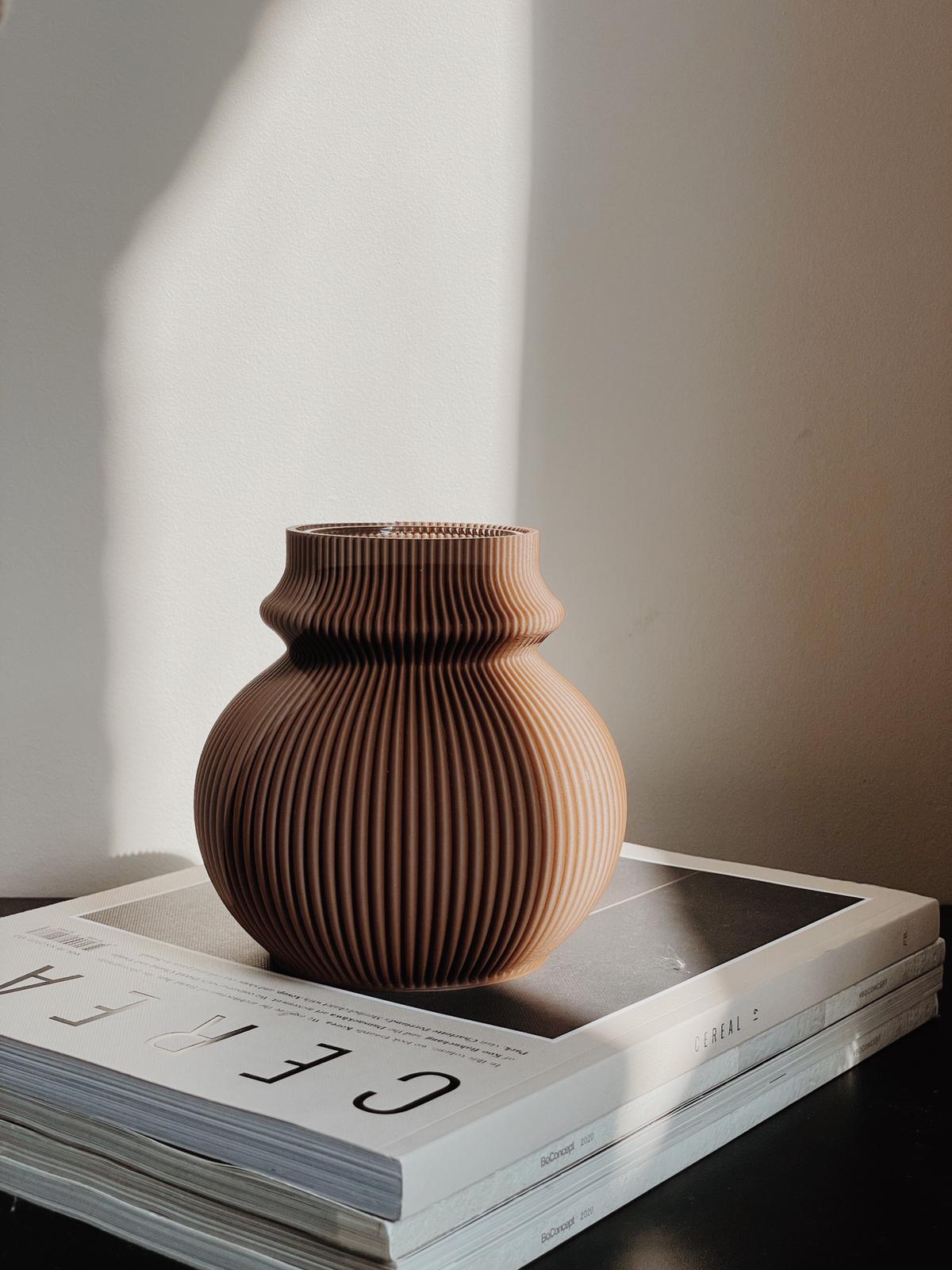 Zayl 102g Vase